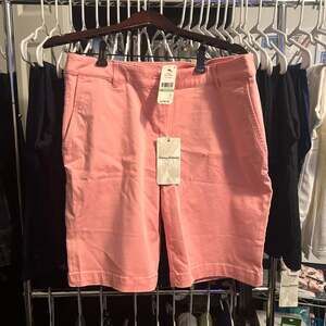 Tommy Bahama Boracay Bermuda Chino Shorts in Shellrossa Coral